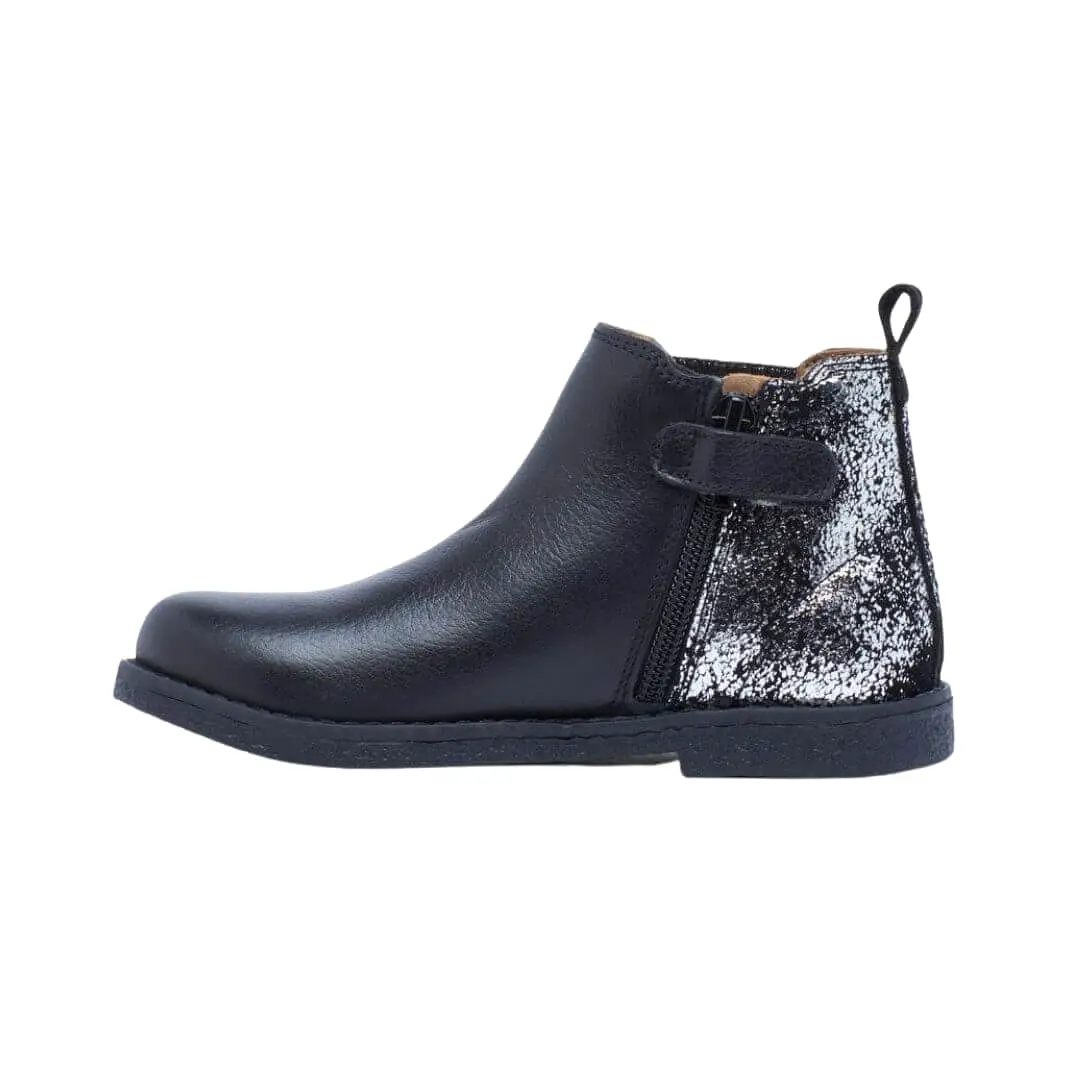 CHELSEA 2 CLARKS - BLACK/SILVER DISTRESS