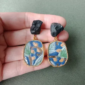 Night scene porcelain earrings with raw onyx