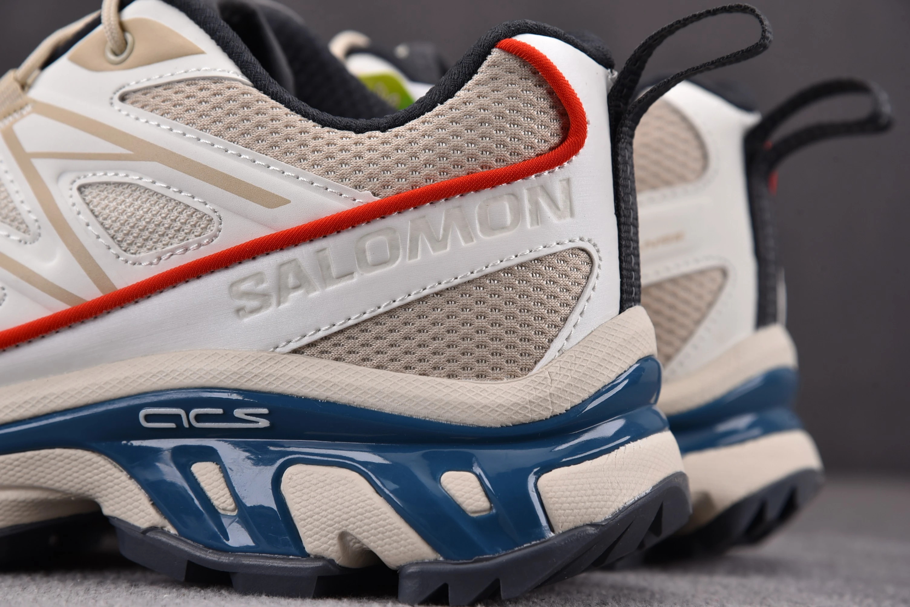 Salomon XT-6 Gore-Tex off white